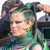 Elizabeth Banks continua como Rita Repulsa en el rodaje de la película 'Power Rangers'