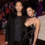 Alexander Wang y Tinashe en la fiesta organizada por la revista Time en Nueva York