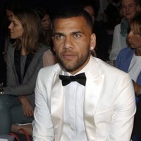 Dani Alves en el desfile de Rosa Clará en Barcelona Bridal Fashion Week 2016