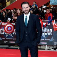 Chris Evans en la premiere de la película 'Capitán América: Civil War' en Londres