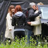 Dakota Johnson y Melanie Griffith en el set de rodaje de 'Cincuenta sombras más oscuras'