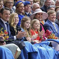 La Familia Real de Holanda se divierte en el Día del Rey 2016