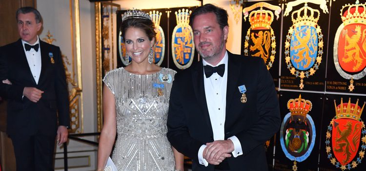 La Princesa Magdalena de Suecia y Chris ONeill  en la cena de gala en el 70 cumpleaños del Rey Gustavo de Suecia