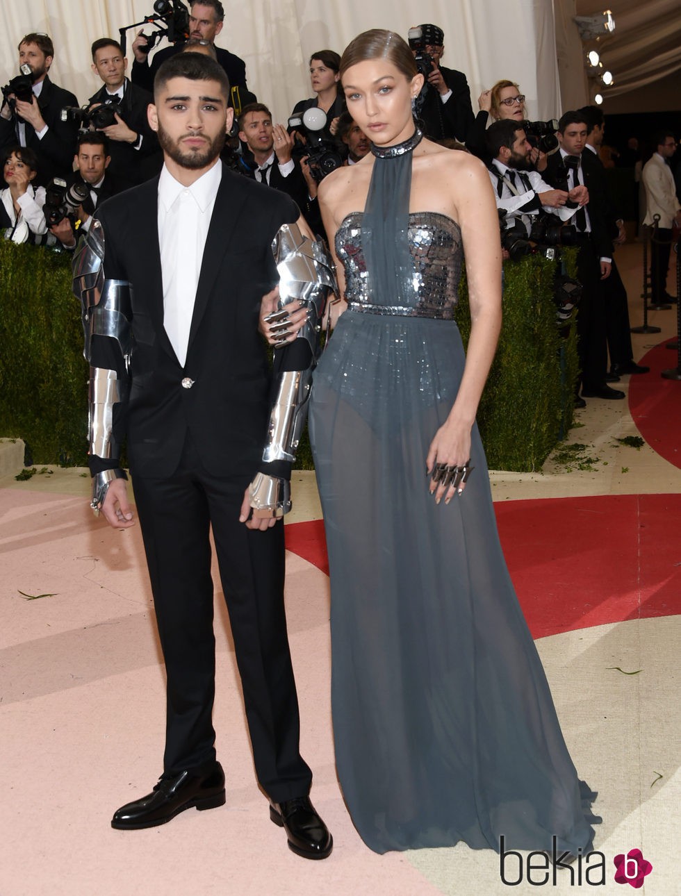 Zayn Malik y Gigi Hadid en la Gala del MET 2016