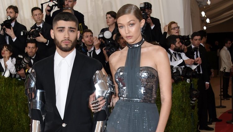 Zayn Malik y Gigi Hadid en la Gala del MET 2016