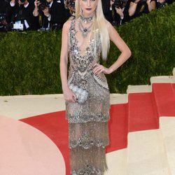 Poppy Delevingne en  la Gala Met 2016