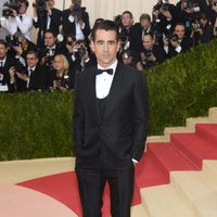 Colin Farrell en  la Gala Met 2016