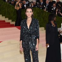 Alexa Chung en la Gala Met 2016