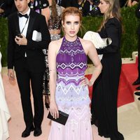 Emma Roberts en la Gala Met 2016