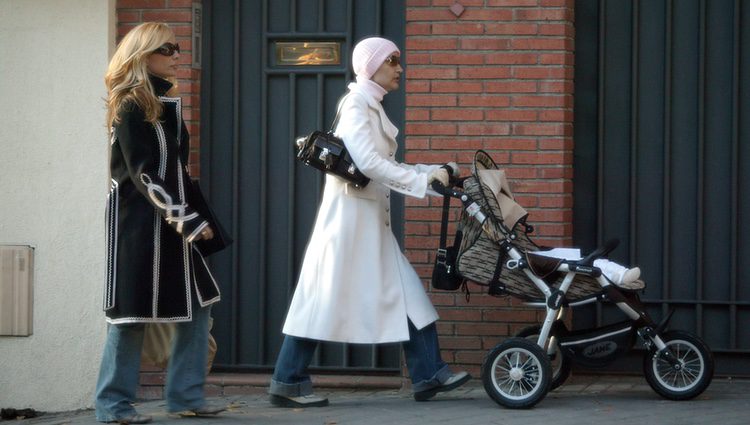 Marta Sánchez y su hermana Paz en Madrid