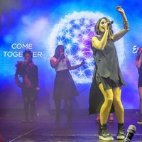 Barei actuando en el Euroclub de Estocolmo antes del Festival de Eurovisión 2016