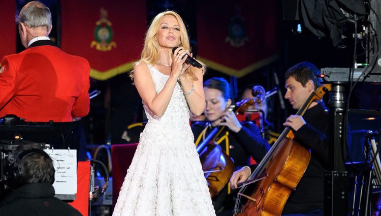 Kylie Minogue actuando en el Royal Windsor Horse Show 2016