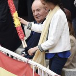 El Rey Juan Carlos y Victoria Federica con una banderilla en la corrida de San Isidro 2016