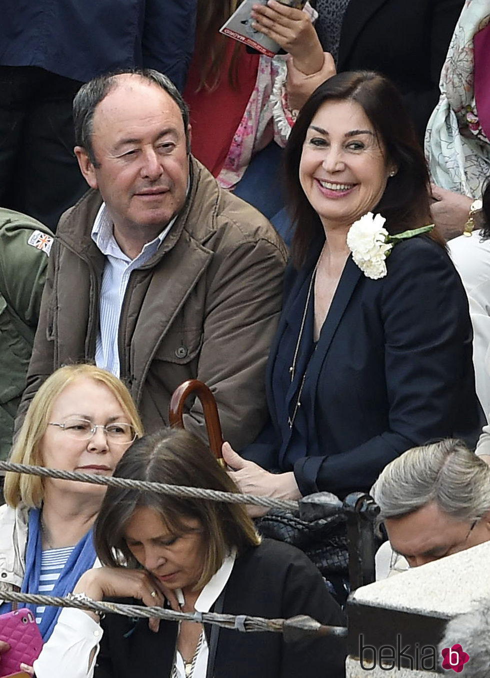 Carmen Martínez Bordiú y Luis Miguel Rodriguez en la corrida de toros de San Isidro 2016