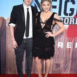 Chloe Moretz y Brooklyn Beckham en la premiere de 'Malditos Vecinos 2'