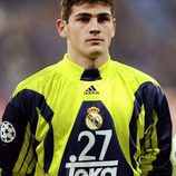 Iker Casillas en 1999 en el partido de Liga de Campeones frente al Rosenborg en Noruega