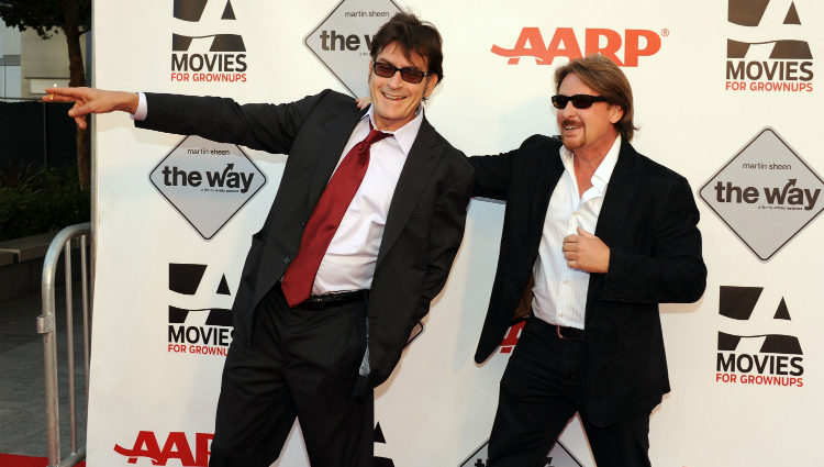 Charlie Sheen y Emilio Estévez en Grownups Film Festival