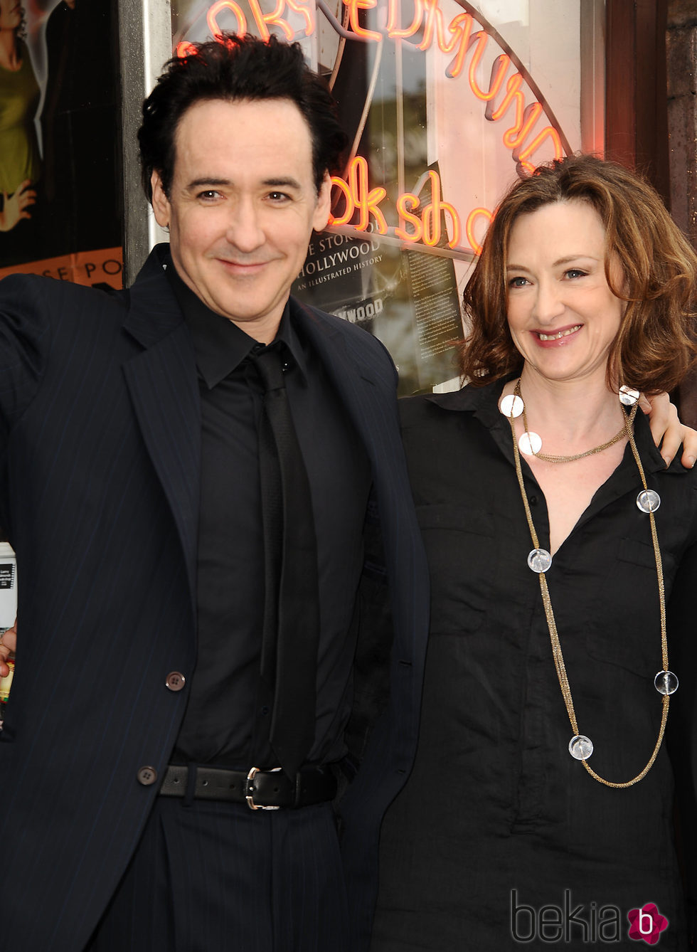 John y Joan Cusack en el paseo de la fama de Hollywood