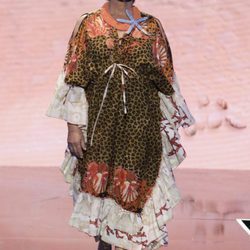 Chelo García Cortés en el desfile de baño en la Sálvame Fashion Week