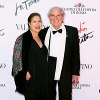 Vittorio Storaro y su mujer en el estreno de 'La Traviata'  en Roma