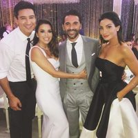 Mario Lopez y su mujer Courtney con Eva Longoria y José Bastón el día de su boda