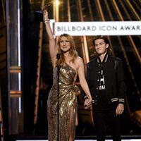 Céline Dion con su hijo Rene-Charles Angelil y Seal en los Premios Billboard 2016