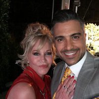 Jaime Camil y Melanie Griffith en la boda de Eva Longoria y José Baston