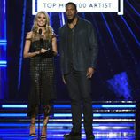 Heidi Klum y Michael Strahan en la gala de los Premios Billboard 2016