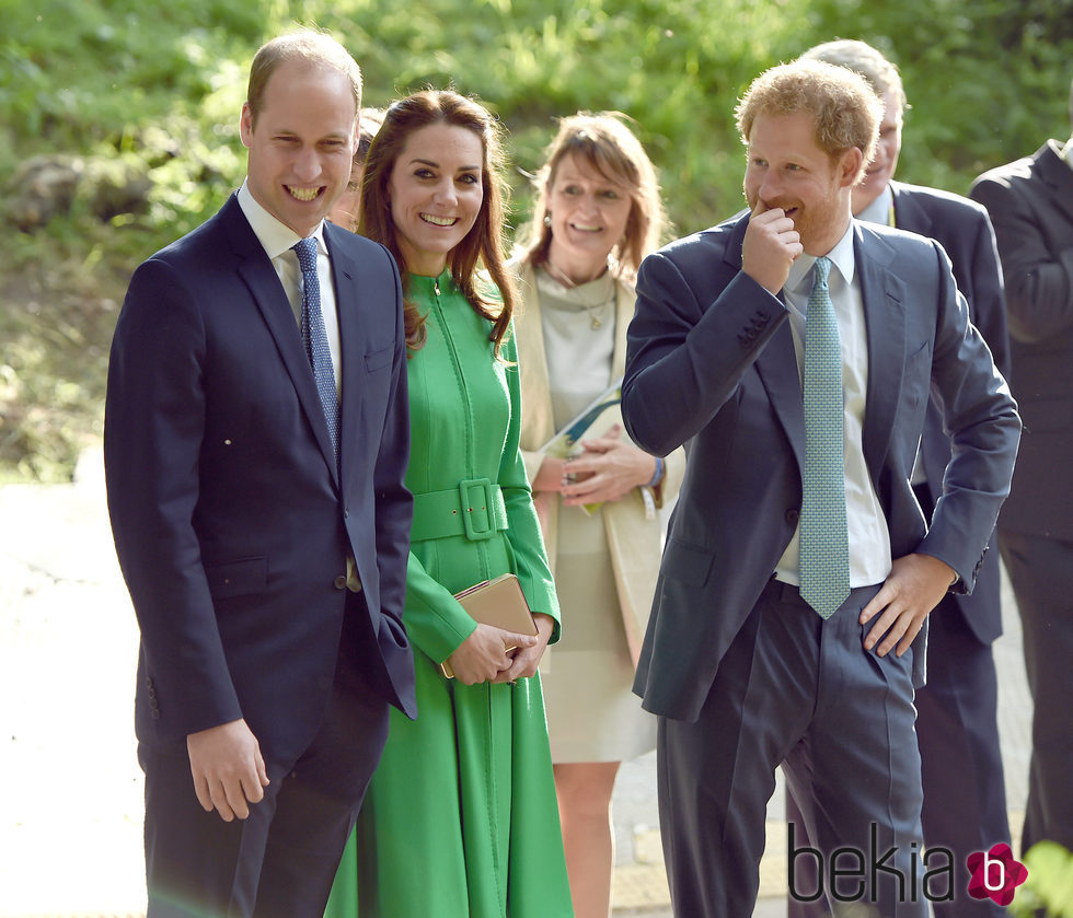 Los Duques de Cambridge y el Príncipe Harry en la Chelsea Flower Show 2016