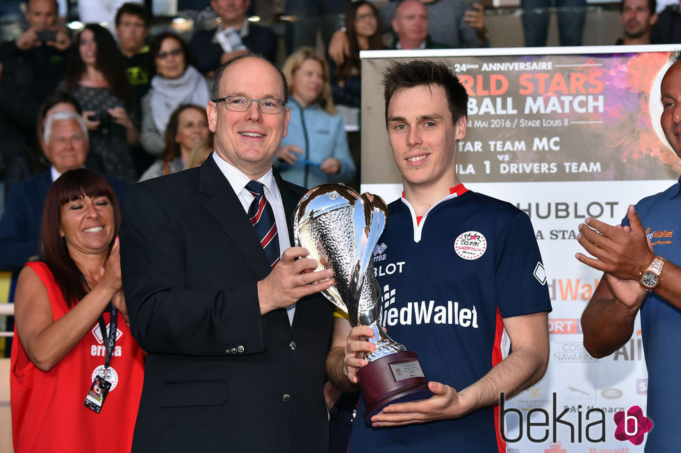 Alberto de Mónaco y Louis Ducruet en un partido benéfico en Mónaco