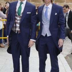 Jorge Cadaval y Ken Appledorn durante la boda de Marta Cadaval en Sevilla