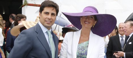 Fran Rivera y Lourdes Montes durante la boda de Marta Cadaval en Sevilla