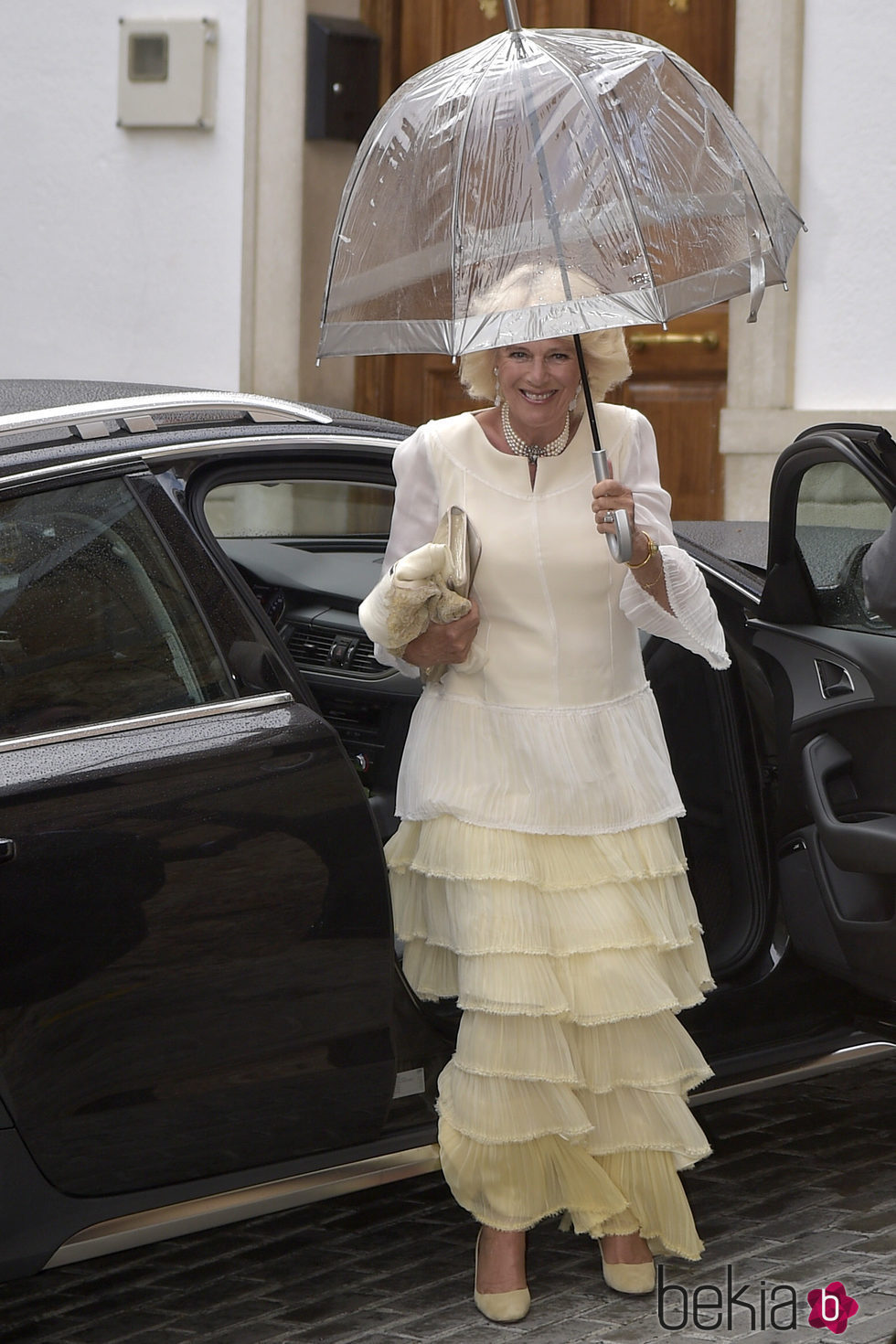 Camilla de Cornualles durante la boda de Alejandro Santo Domingo y Charlotte Wellesley