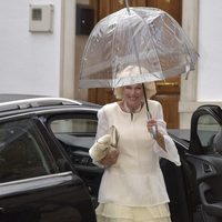 Camilla de Cornualles durante la boda de Alejandro Santo Domingo y Charlotte Wellesley