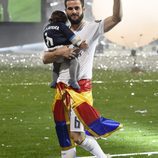 Nacho Fernández con su hija Alejandra en la celebración de la undécima Champions en el Santiago Bernabéu