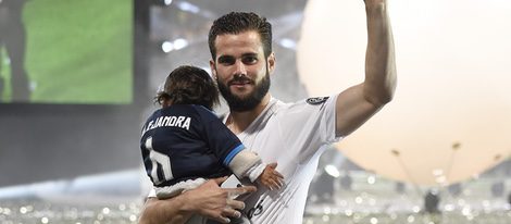 Nacho Fernández con su hija Alejandra en la celebración de la undécima Champions en el Santiago Bernabéu