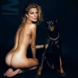 Laura Sánchez se desnuda para MADMENMAG