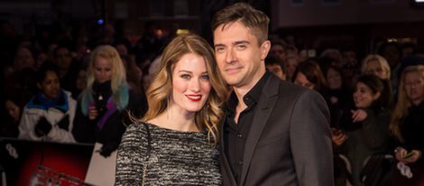 Topher Grace y Ashley Hinshaw en el estreno de 'Truth' en Londres