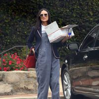 Demi Moore haciendo recados el Día de los Caídos