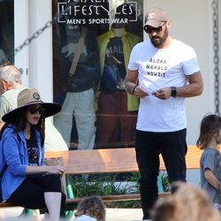 Megan Fox y Brian Austin con sus hijos en el parque el Día de los Caídos