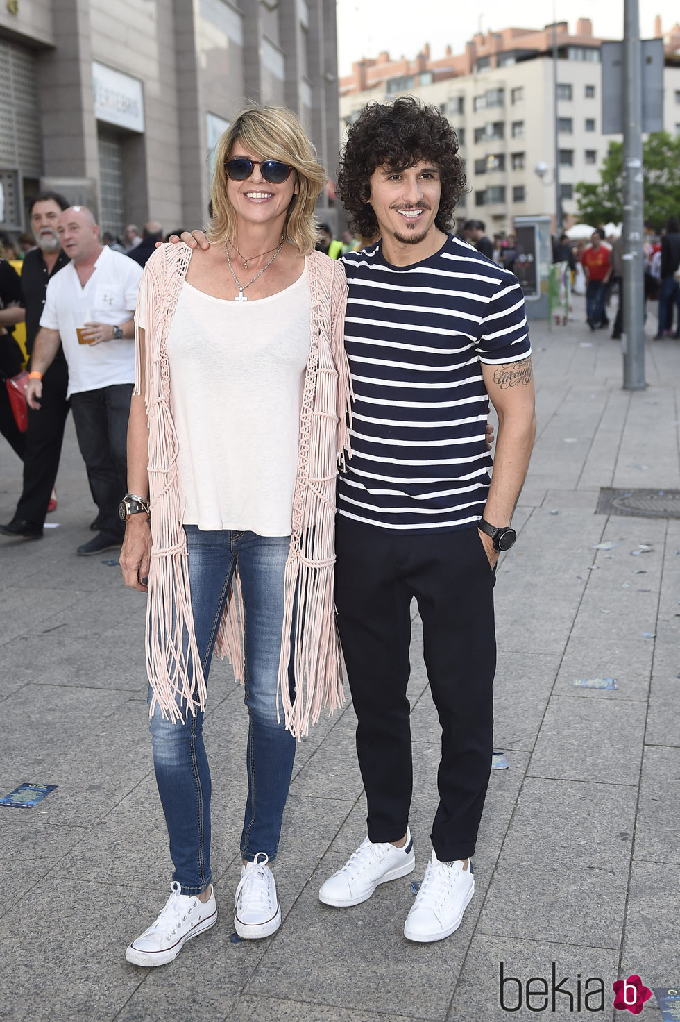 Arancha de Benito y Agustín Etienne durante la gira 'One on one' de Paul McCartney en Madrid