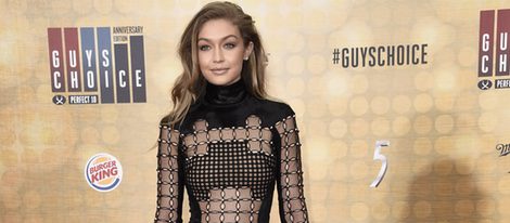 Gigi Hadid en la alfombra roja de los Guys Choice 2016