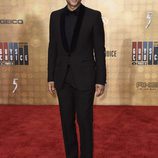 John Legend en la alfombra roja de los Guys Choice 2016