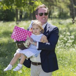 Chris O'Neill con hija Leonor de Suecia en Gotland