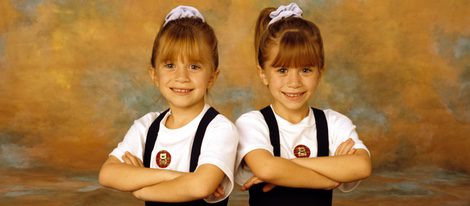 Mary-Kate y Ashley Olsen durante el rodaje de 'Padres Forzosos'