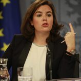 Soraya Sáenz de Santamaría durante una rueda de prensa en el Palacio de la Moncloa