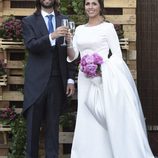 Juan Carmona y Sara Verdasco brindando por su amor