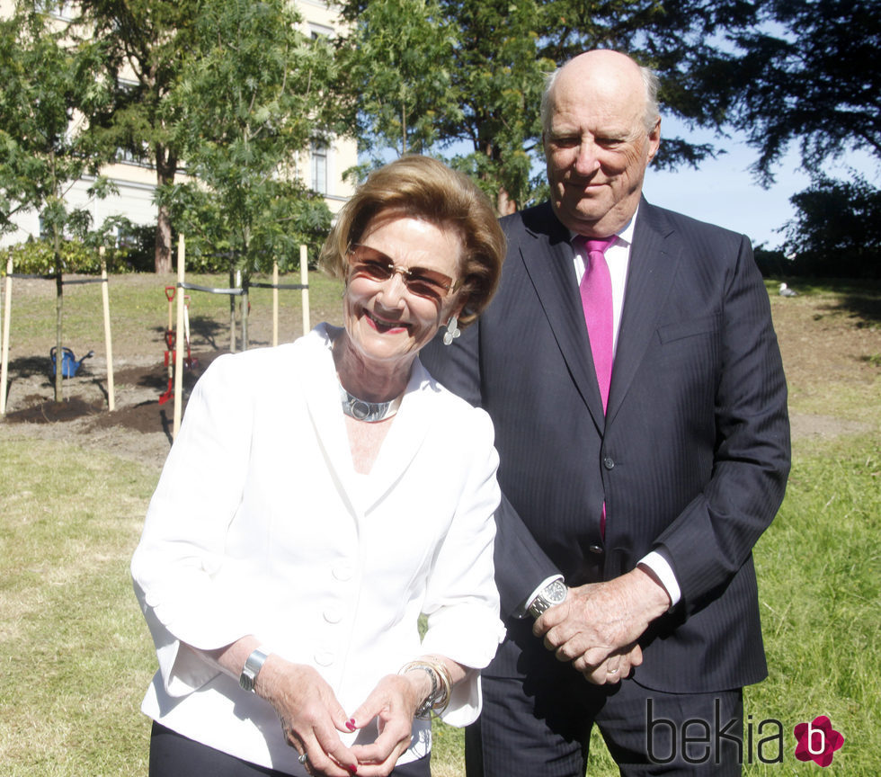 Harald y Sonia de Noruega en la inauguración del Parque del Jubileo