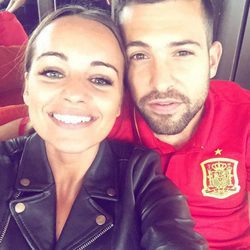 Romarey Ventura y Jordi Alba en el primer partido de España en la Eurocopa 2016