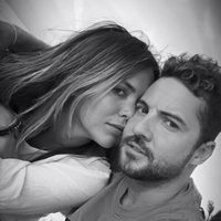 David Bisbal felicita a su novia Rosanna Zanetti